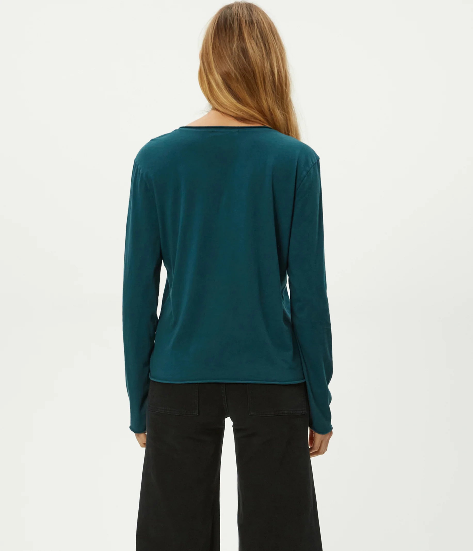 Kailee V-Neck Long Sleeve Tee