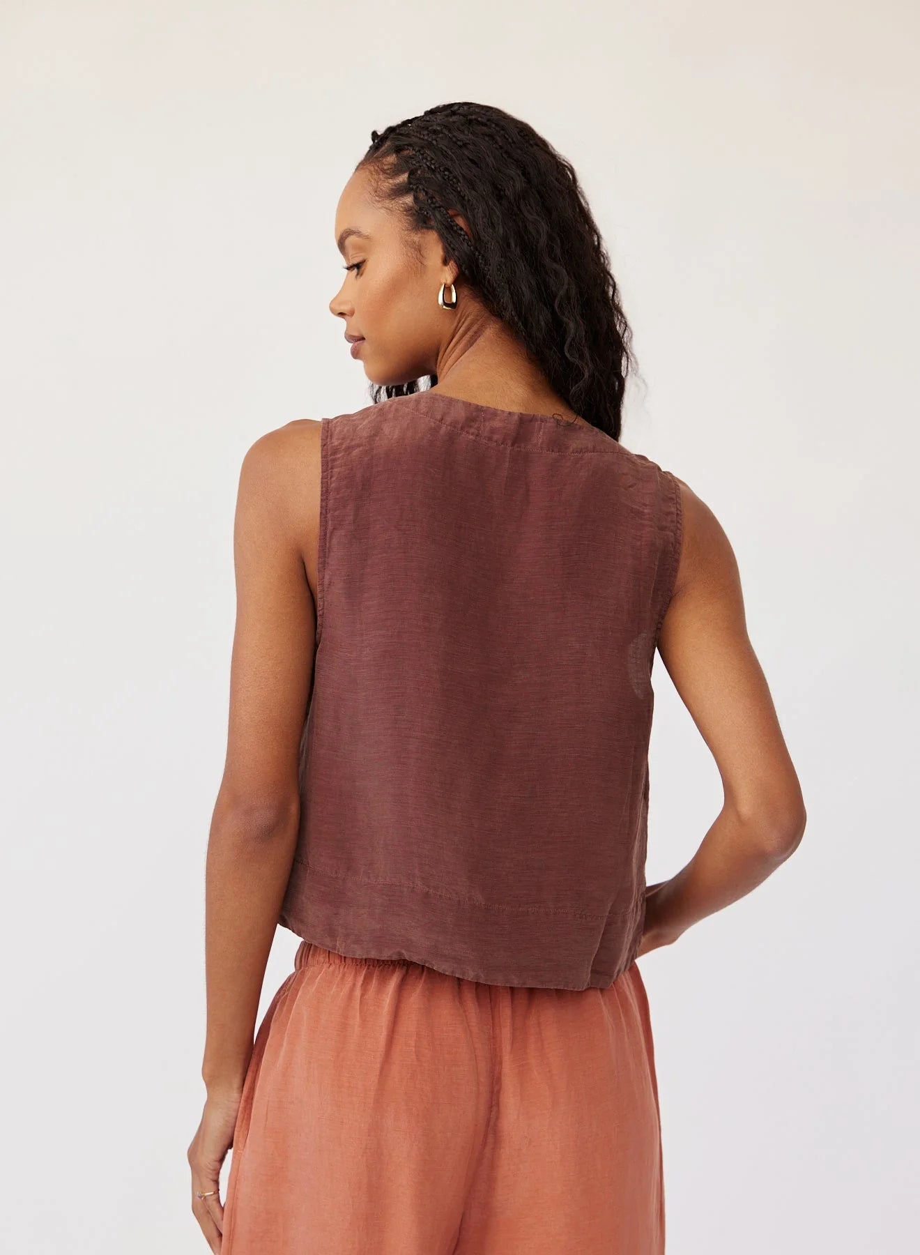 Sleeveless Half Placket Top