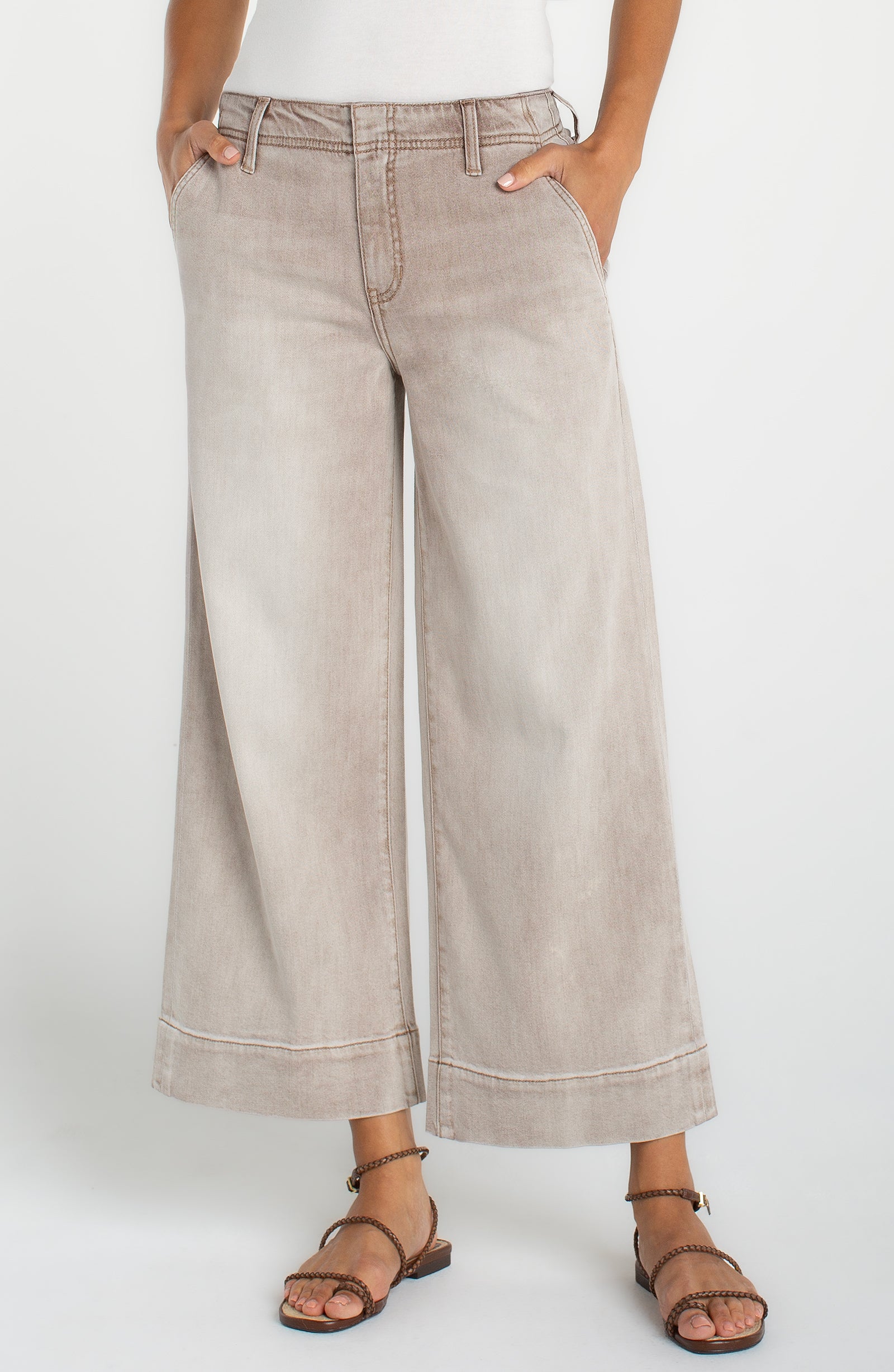 Weekender Crop Wide Leg