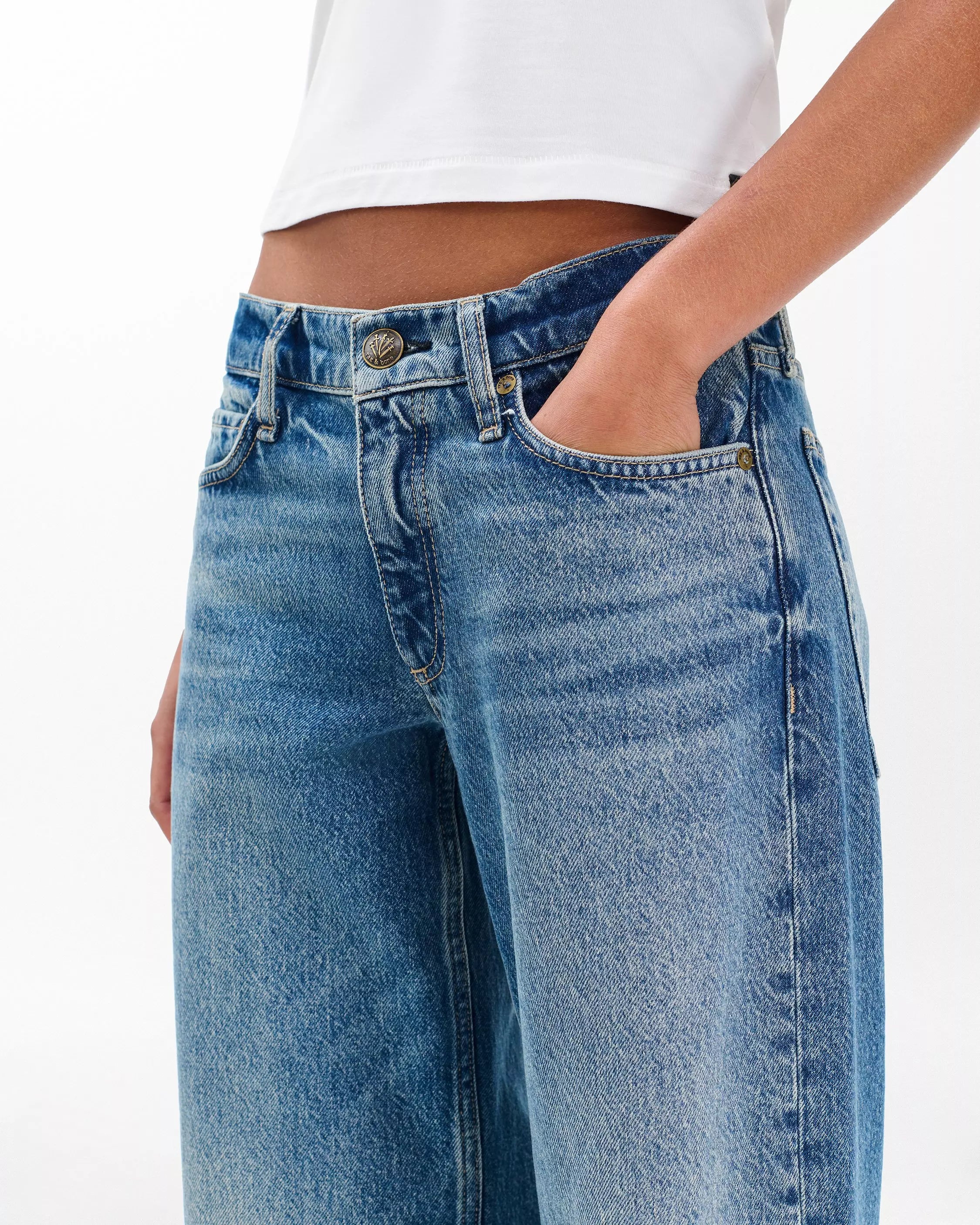 Saige Relaxed Straight Jeans
