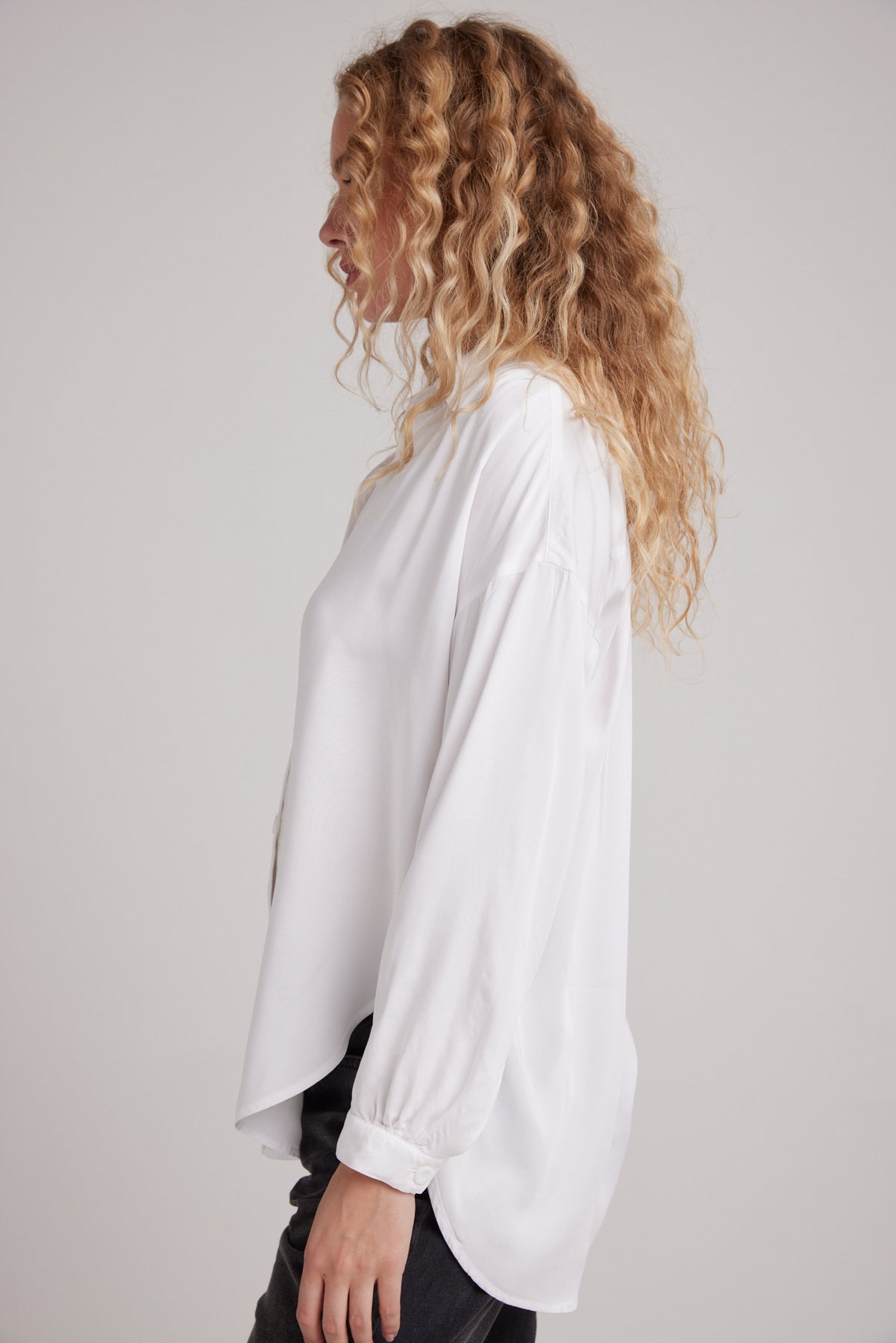 White flowy clearance shirt long sleeve