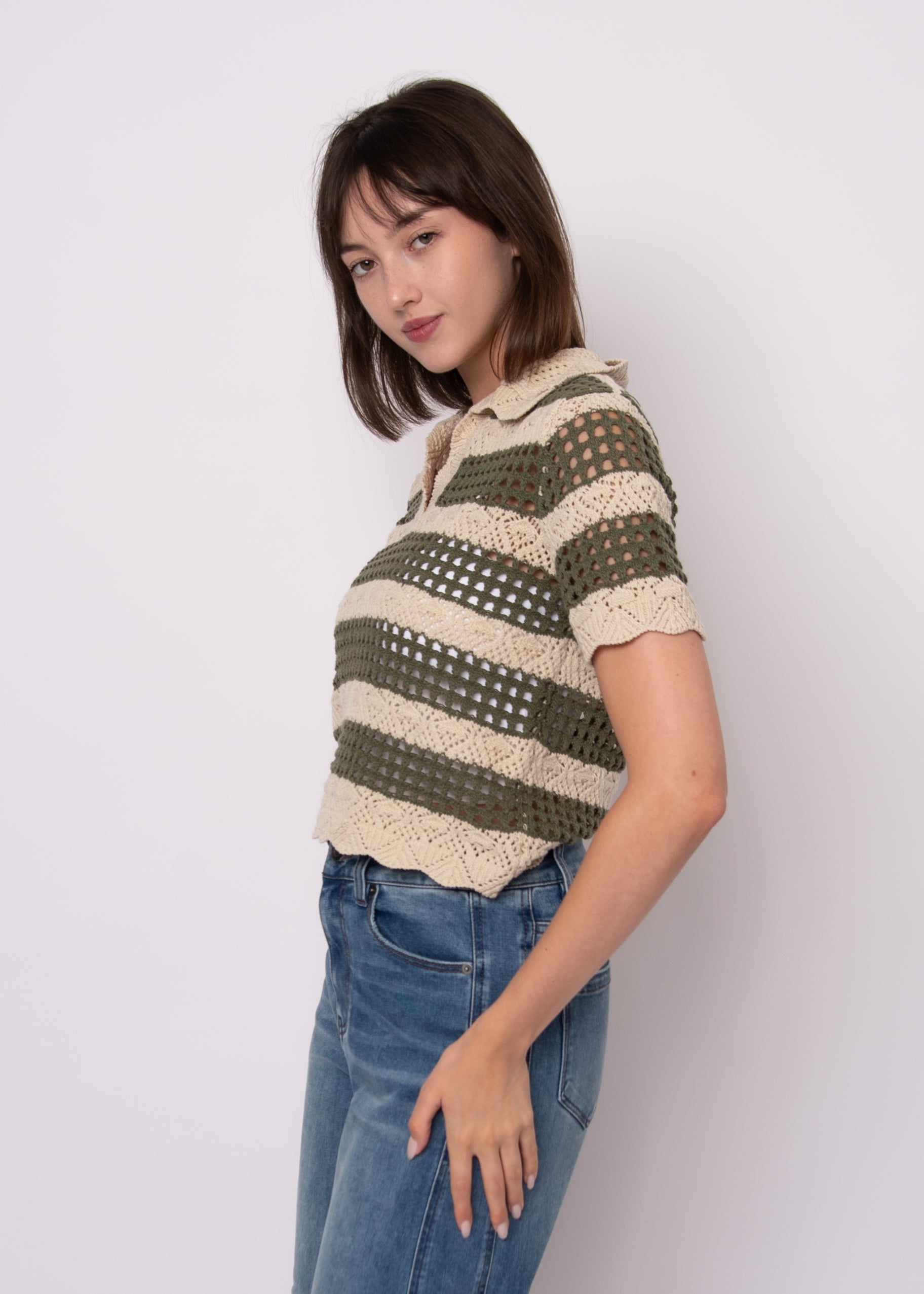 Della Short Sleeve Pullover