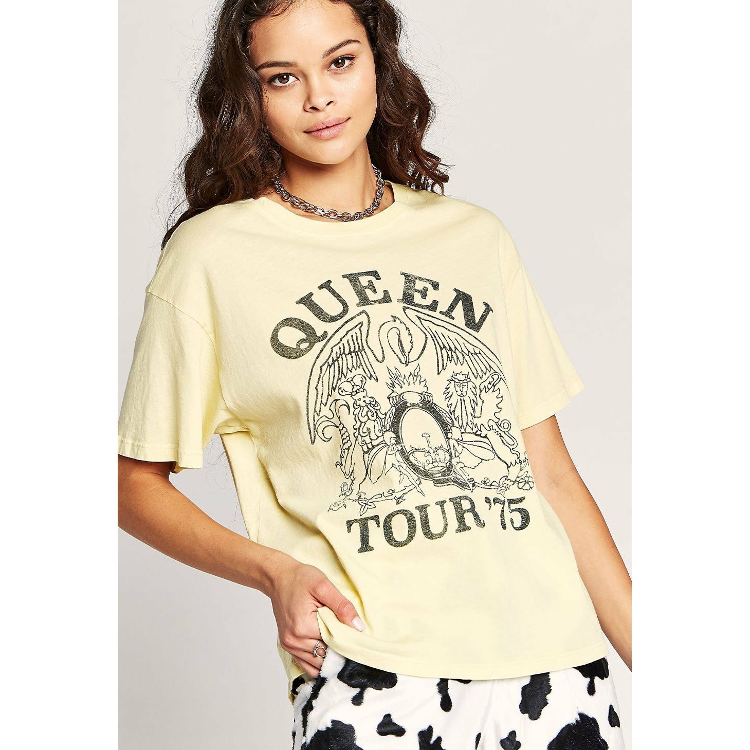 Queen Tour ‘75 Boyfriend Tee